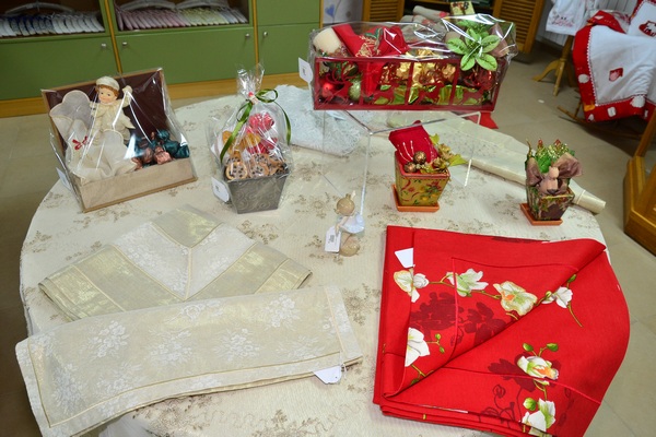 Exposition De Noel Des Chaine Des Amis